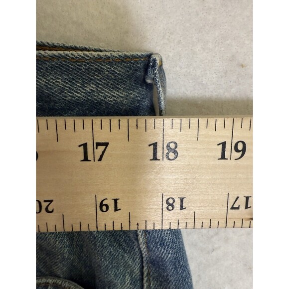 Levi's 501 Medium Wash Button Fly Original Fit Straight Leg Jeans sz 36x30 - Picture 3 of 8